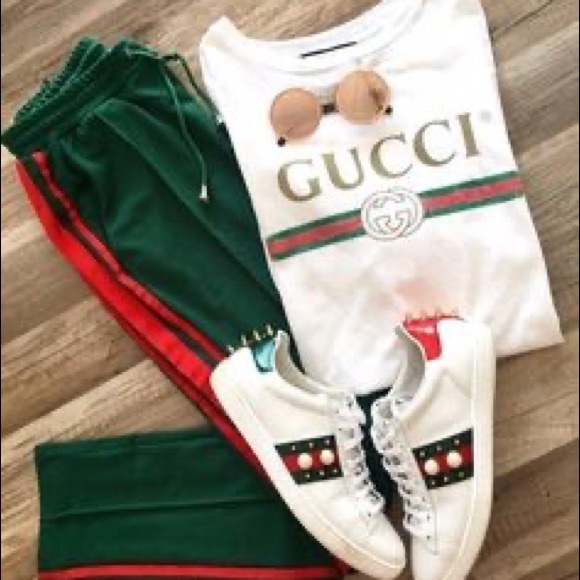 Clothes - Picture 6 of 6